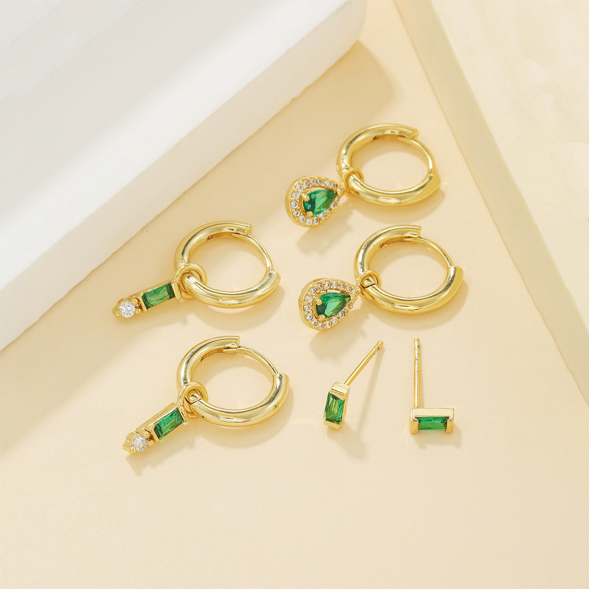 Emerald Square Earrings Niche Retro