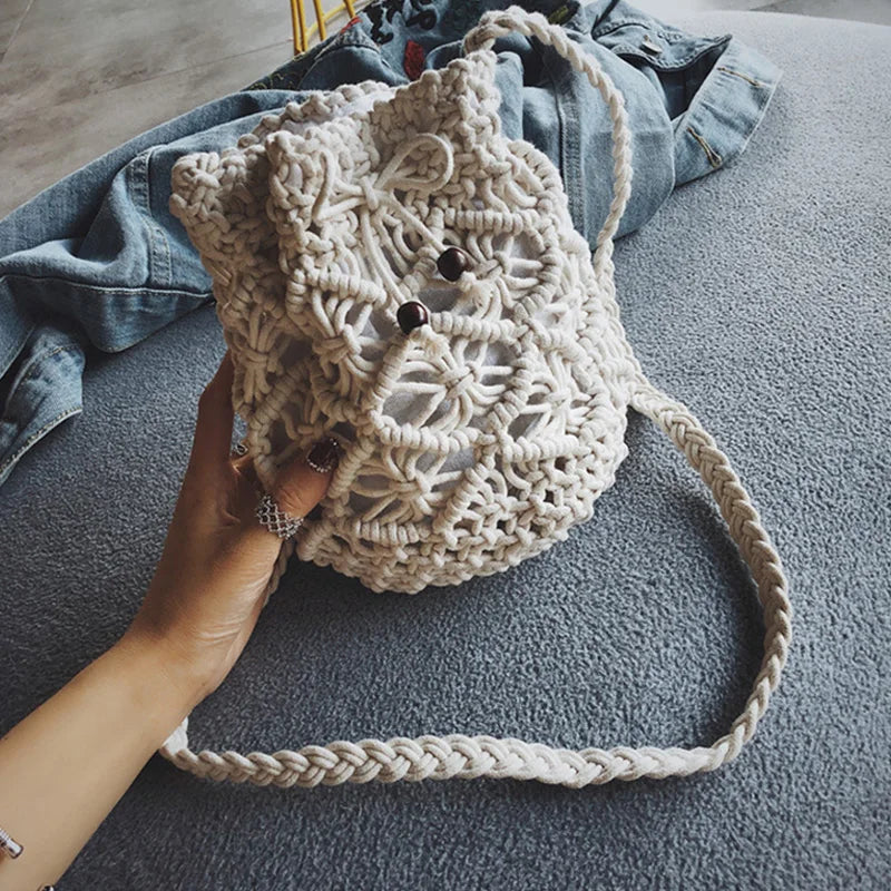 Bolso pequeño de mujer con borlas de crochet de algodón en diagonal redonda