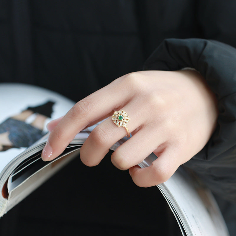 Vintage natural emerald zircon ring