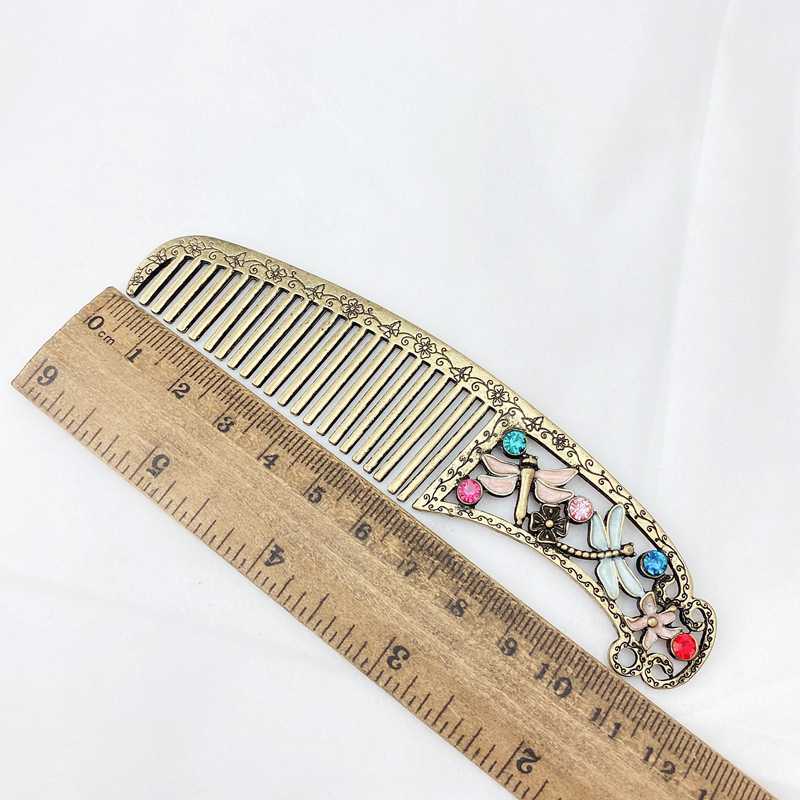 Retro personality comb