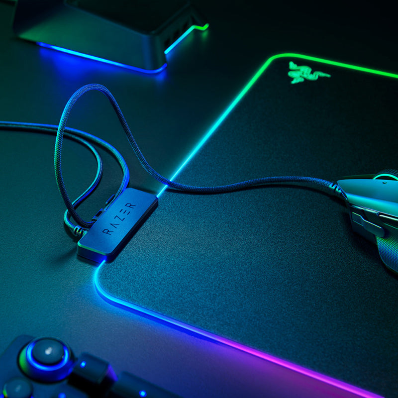 Razer Firefly Hard V2 RGB Game Mouse Pad puede personalizar el cable incorporado Base de goma antideslizante