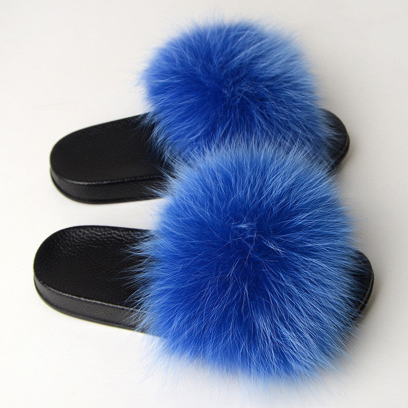 Summer beach fur sandals