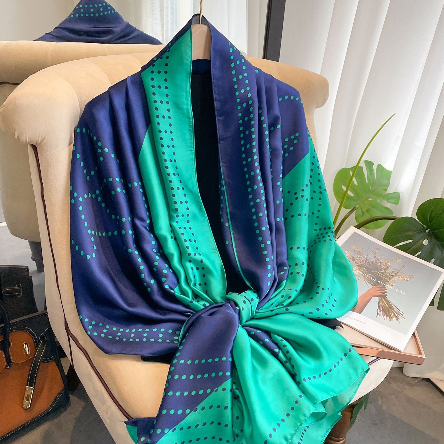 Women's Thin Cape Beach Scarf