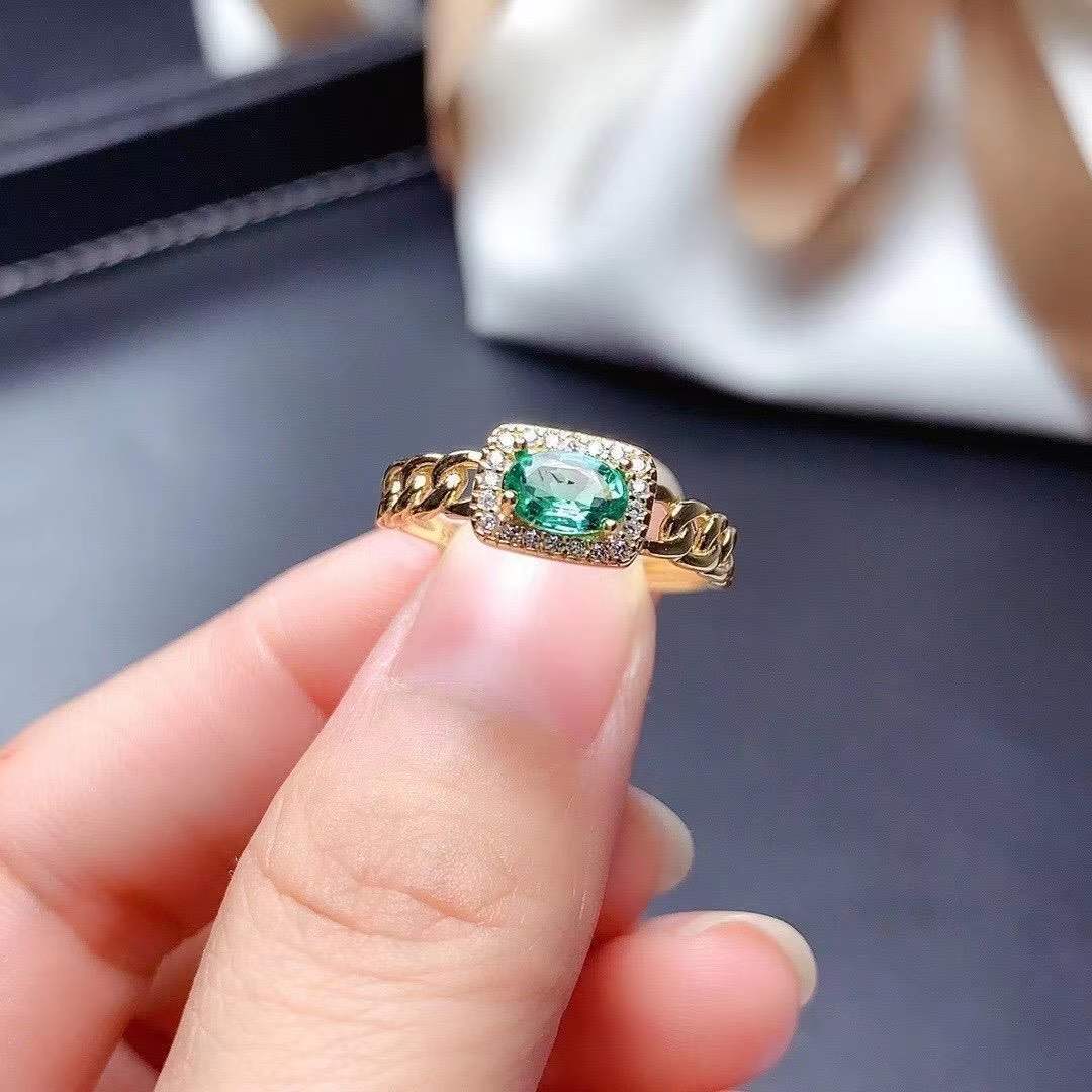 Fashion Emerald Ring For Women