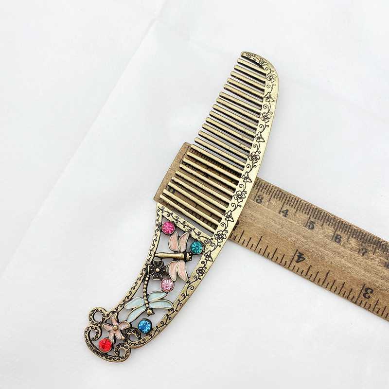 Retro personality comb