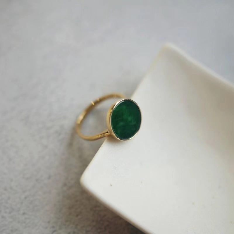 Simple Natural Emerald Inlaid Ring