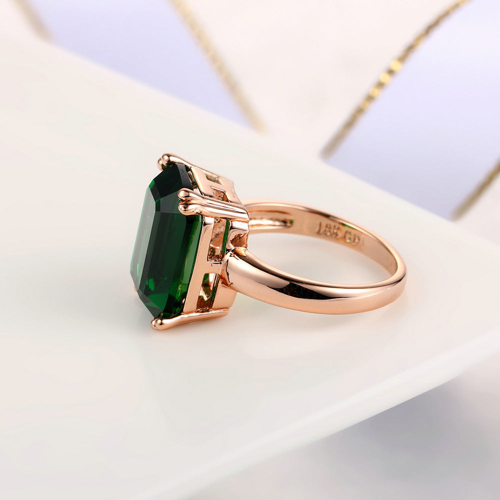 Popular square emerald ring