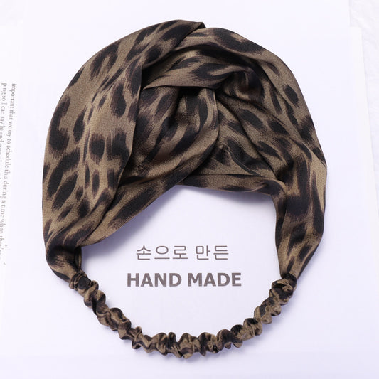 Versatile leopard band