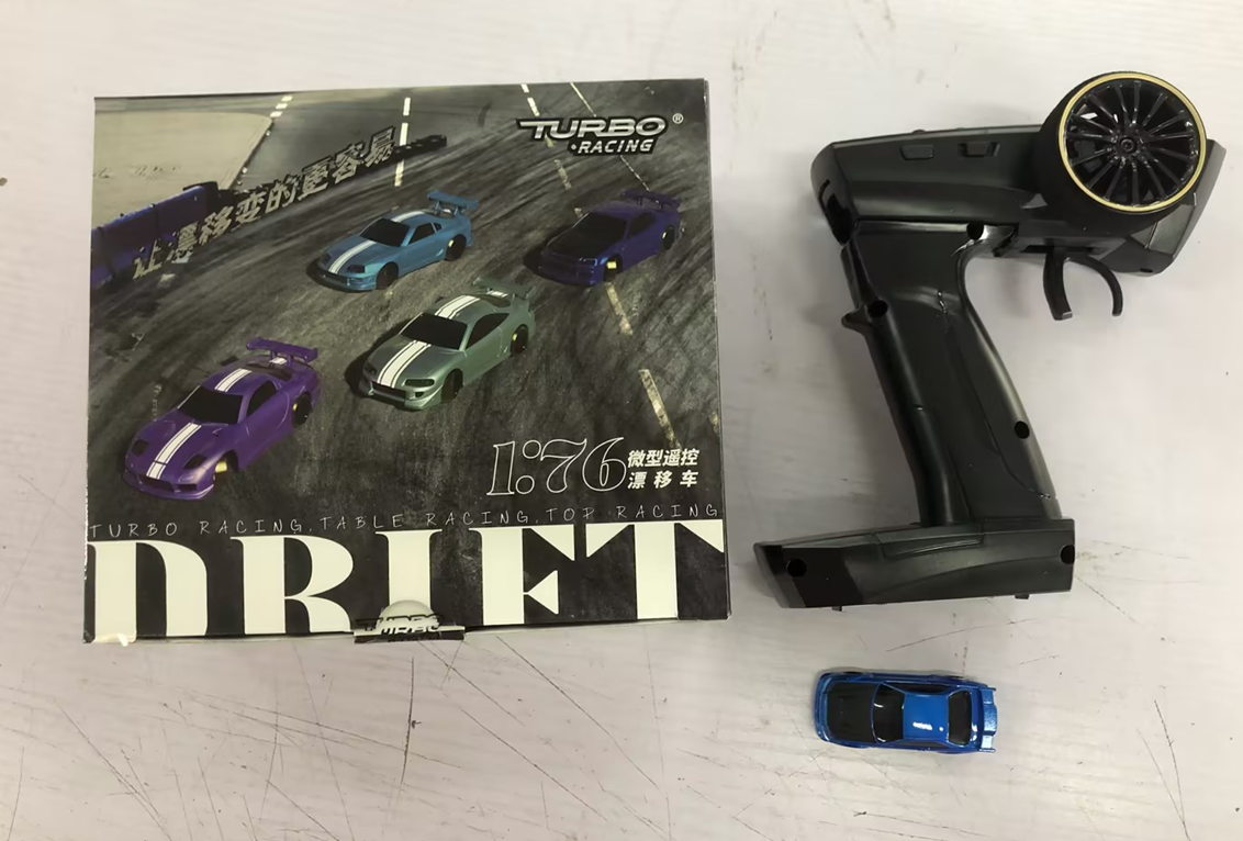 Turbo Racing 1vs76 C64 Drift RC Car con Gyro Radio, juguetes de Control remoto totalmente proporcional, Kit RTR para niños y adultos