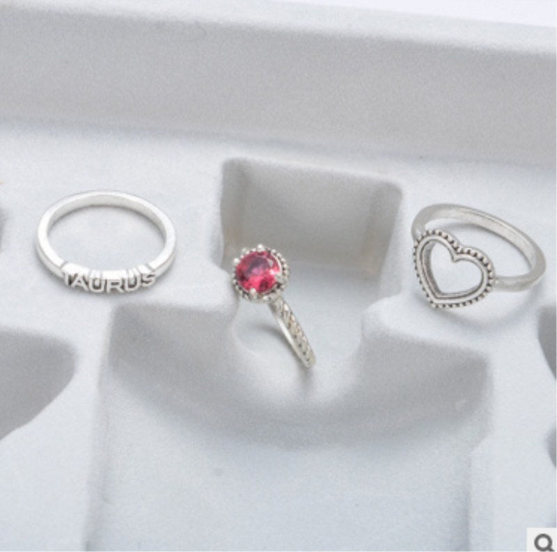 Bohemian Ruby Love Three-piece Ring