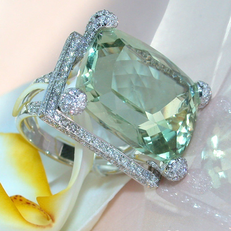 Platinum Emerald Zircon Ring Female