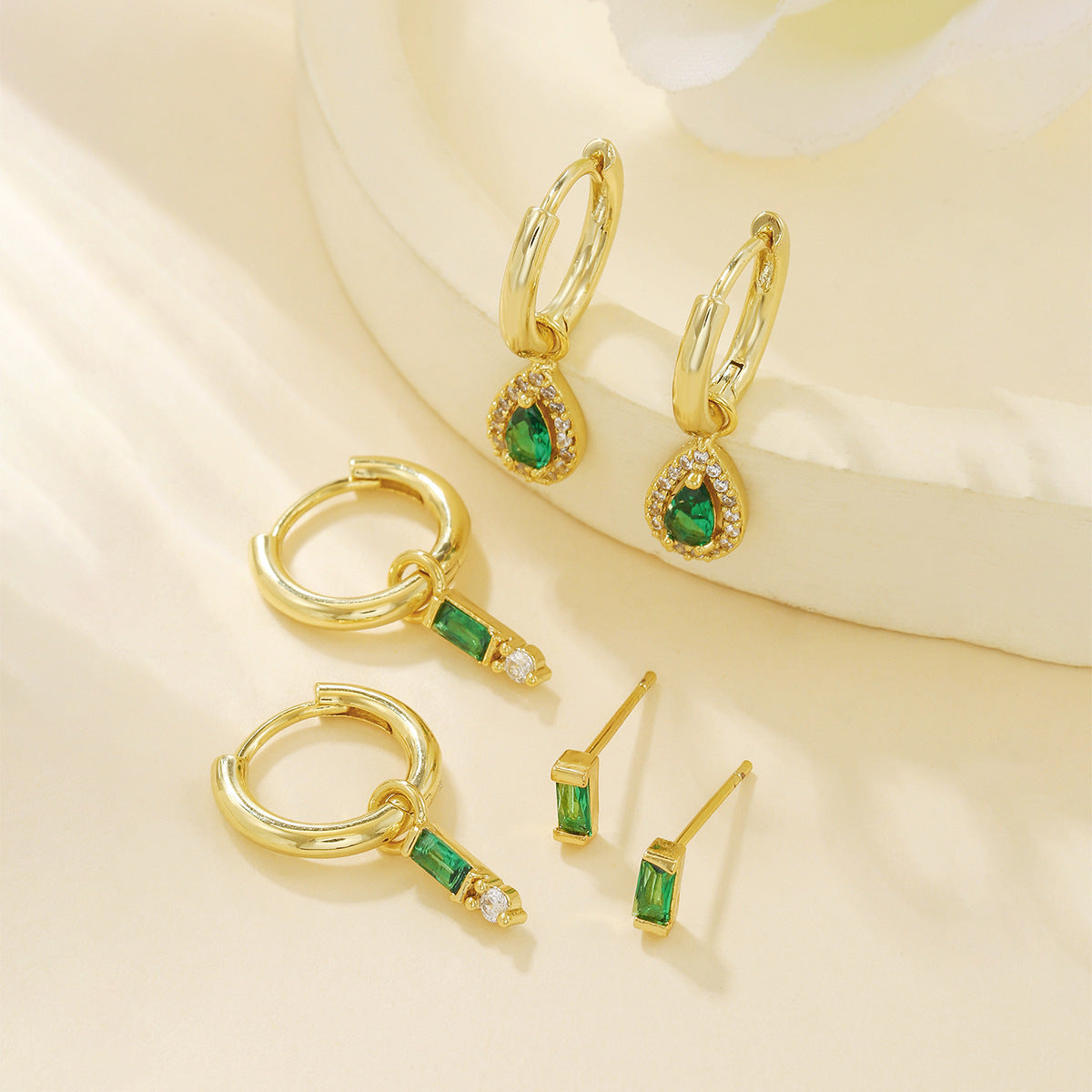 Emerald Square Earrings Niche Retro