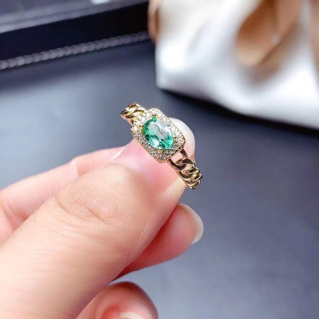 Fashion Emerald Ring For Women