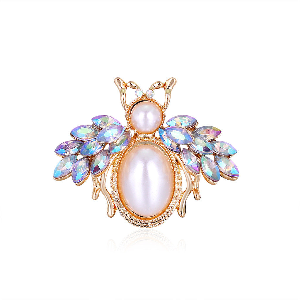 Fashion Alloy Bee Brooch With Diamonds And Pearls