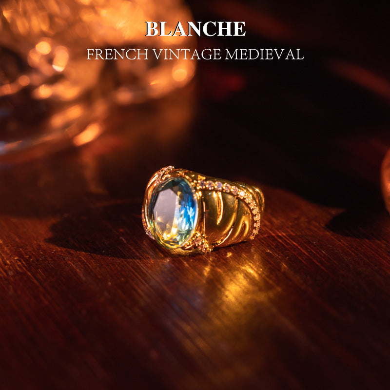 Mid-ancient European And American Sapphire Elegant Gold-plated Ring