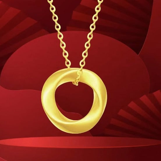 Women's Fashion Mobius Strip Pendant Necklace