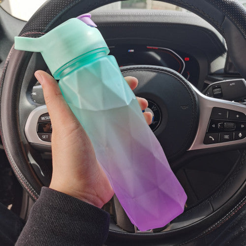 Botella de agua pulverizada para niñas, deporte al aire libre, taza de agua para Fitness, botella pulverizadora de gran capacidad, botellas de viaje, utensilios de cocina