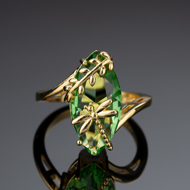 Women's Dragonfly Olive Emerald Ring