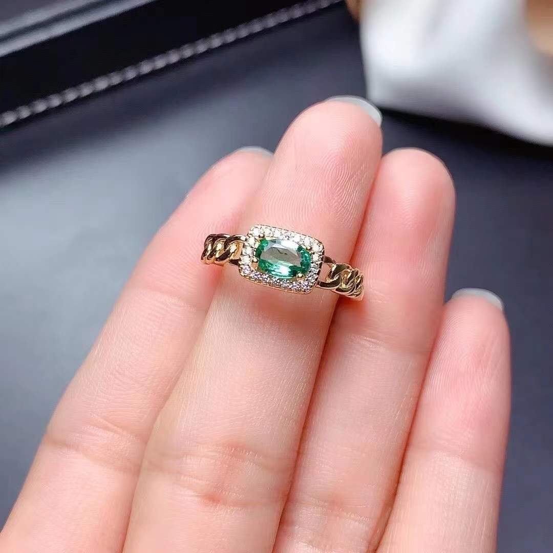 Fashion Emerald Ring For Women