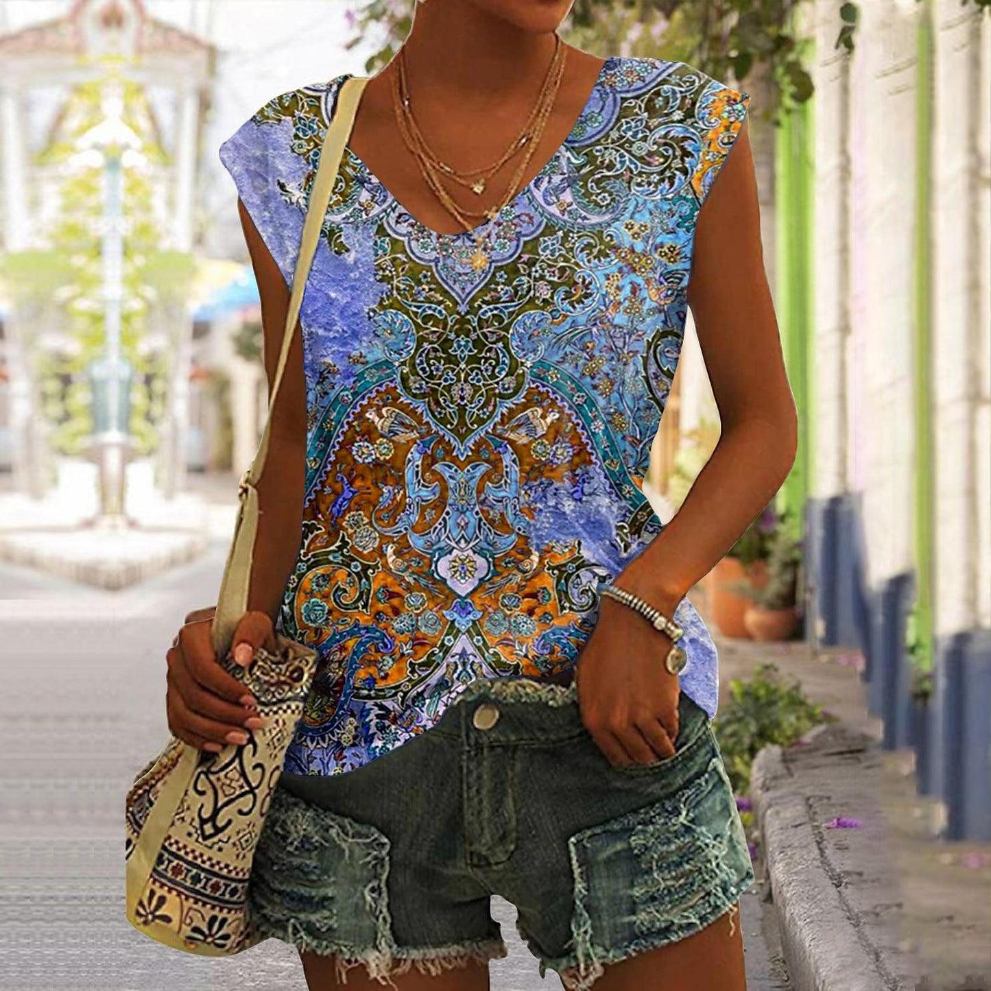 Women's V-neck Vest Vintage Architectural Print T-shirt