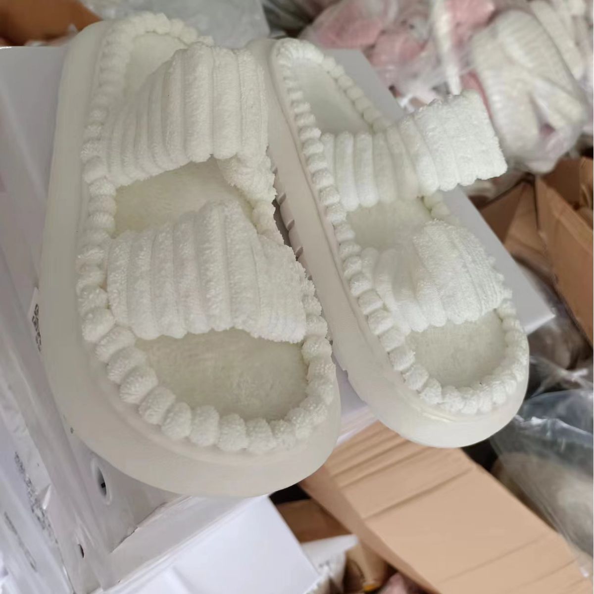 Pantuflas de algodón para mujer de lana de cordero suaves y cómodas