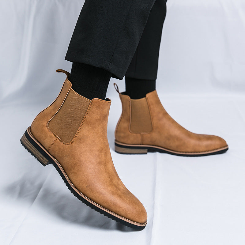 Zapatos de cuero puntiagudos de talla grande Botas Chelsea británicas puntiagudas para hombre