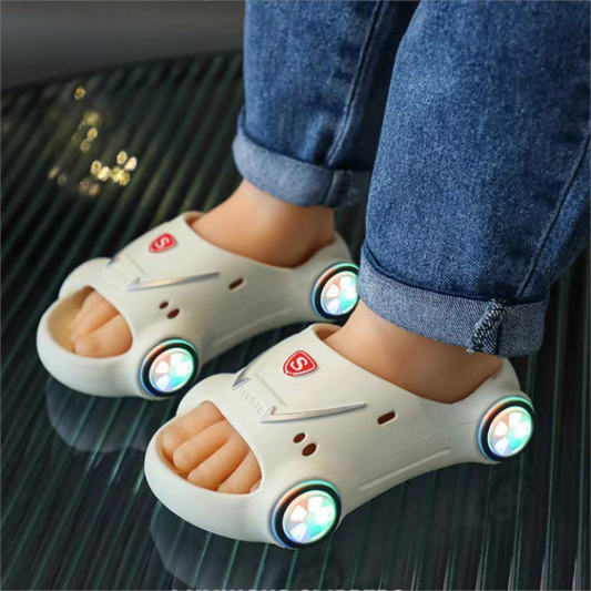 Zapatillas brillantes para niños, sandalias con dibujos de coches, sandalias antideslizantes para niños y niñas, zapatillas luminosas, zapatos de playa de verano