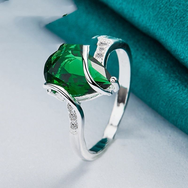 Water Drop Emerald Zircon Ring