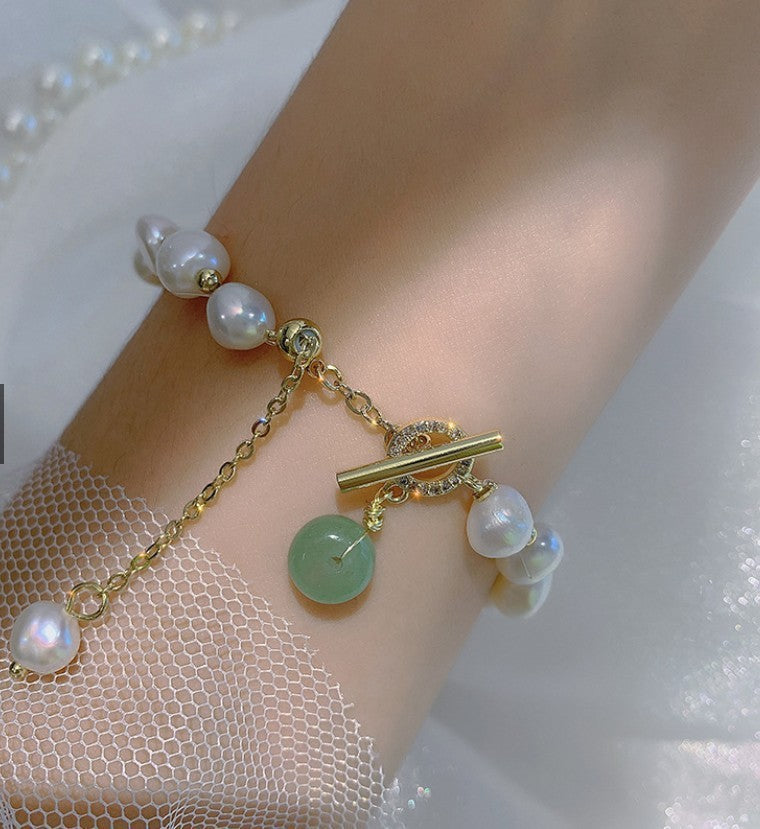 Freshwater Pearl Emerald Bracelet