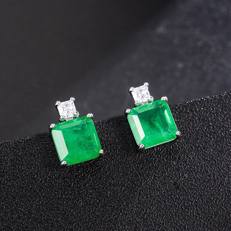 Ectangular Emerald Emerald Earrings With High-end Temperament